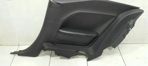 Dodge Durango III Air filter box cover