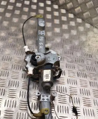Nissan Pathfinder R51 Rear door window regulator with motor