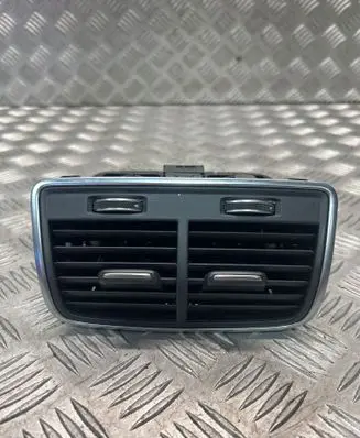 Audi A6 S6 C7 4G Rear air vent grill 4G0819203