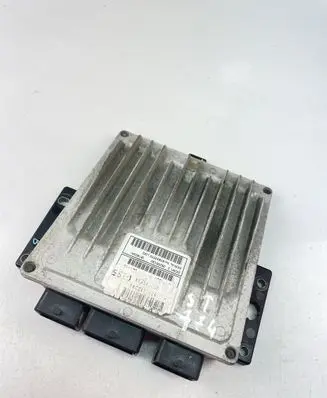 Renault Kangoo II Engine control unit/module ECU 8201112294
