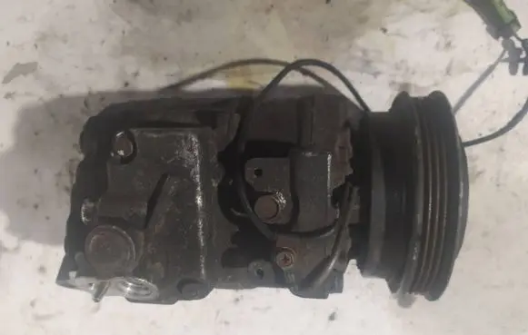 Audi A4 S4 B6 8E 8H Air conditioning (A/C) compressor (pump) 8D0260808