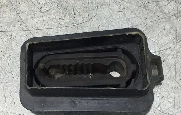 Toyota Proace Radiator mount bracket 9673630480