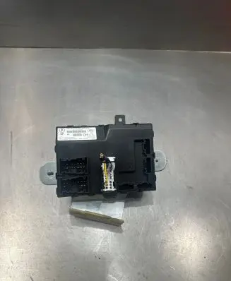 Ford Fiesta Comfort/convenience module 8V5115K600CH 16RA000084 020011689602