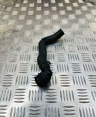 Volkswagen PASSAT B6 Engine coolant pipe/hose 1K0122157D