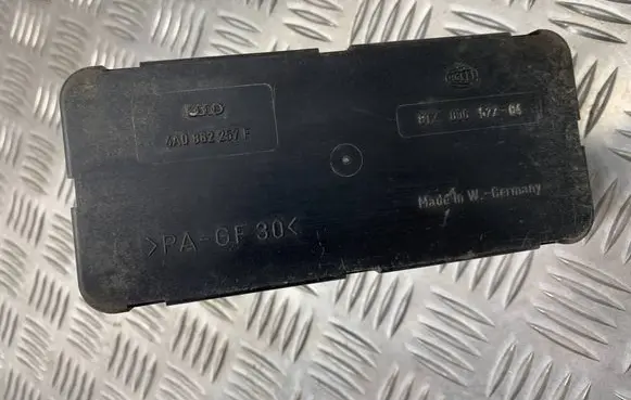 Audi A6 S6 C4 4A Central locking vacuum pump 4A0862257F 5PZ00652204 8TZ00687204