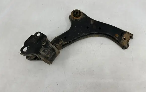 Volvo V70 Front control arm
