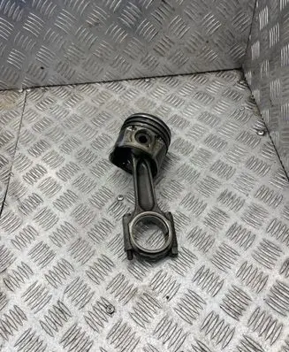 Citroen C5 Piston with connecting rod 085190