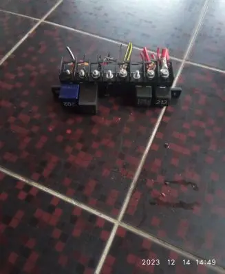 Audi A4 S4 B5 8D Fuse module 4A0941822 896046
