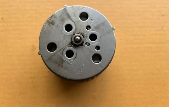 Subaru Outback (BS) Camshaft pulley/ VANOS