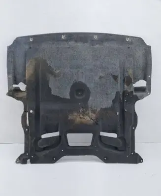 Ford Mustang VII Engine splash shield/under tray 8035971