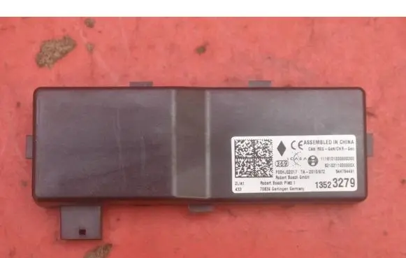 Opel Corsa E Sound amplifier 13523279