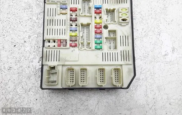 Renault Laguna III Fuse module 284b60013r