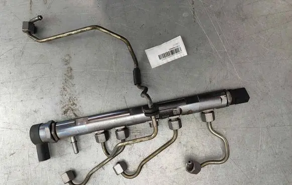 BMW 5 F10 F11 Fuel main line pipe 13537800601 13537809128 7800601