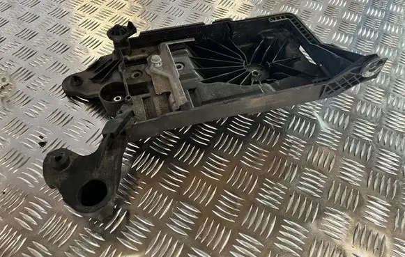 Audi A3 8Y Battery box tray 5WA915331