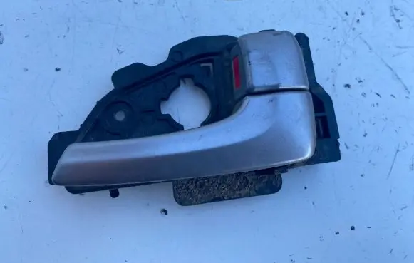 Hyundai ix35 Front door interior handle 826232S000