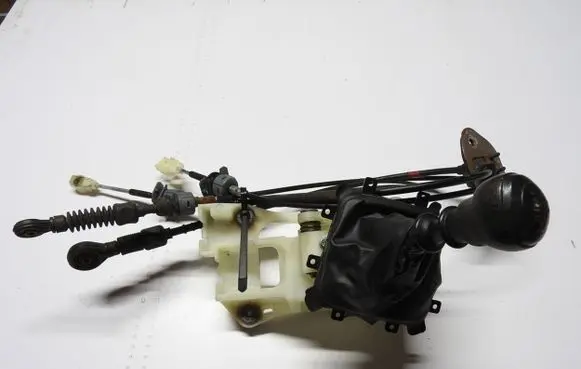 KIA Ceed Gear shifter/selector 437001H100