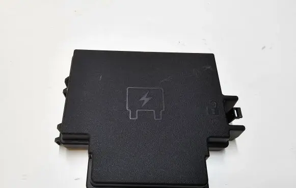 Jeep Grand Cherokee WL Fuse box cover 63514947