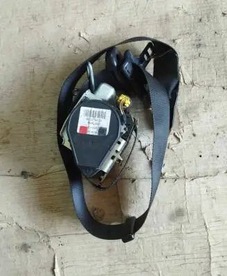 Ford Mondeo MK IV Front seatbelt 605274100 004L000 1025
