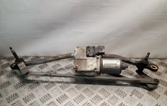 Audi A5 Sportback 8TA Front wiper linkage and motor 8T2955119D