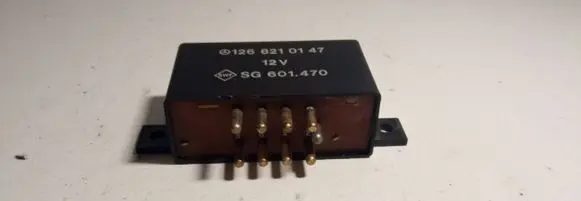 Mercedes-Benz S W140 Seat heating relay 1268210147 SG601470