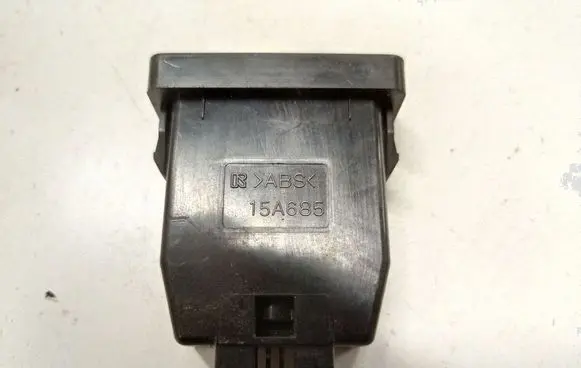 Toyota Prius (XW20) Hand parking brake switch 15A685
