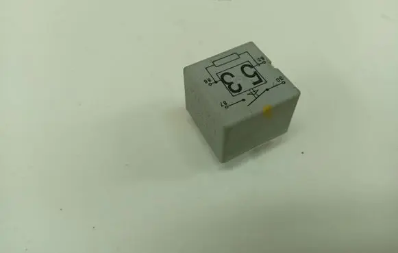 Skoda Fabia Mk2 (5J) Other relay 141951253B