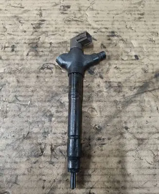 Toyota RAV 4 (XA30) Fuel injector 2367026060
