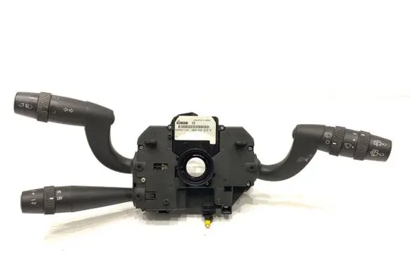 Wiper turn signal indicator stalk/switch