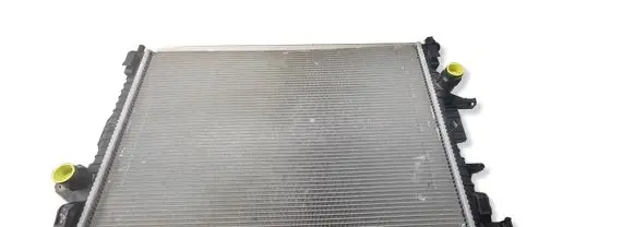 Volvo V40 Coolant radiator 31319064