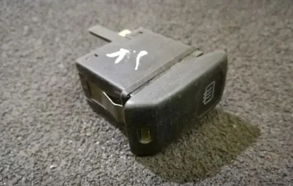 Volkswagen Golf II Windscreen/window heater switch 191959621b