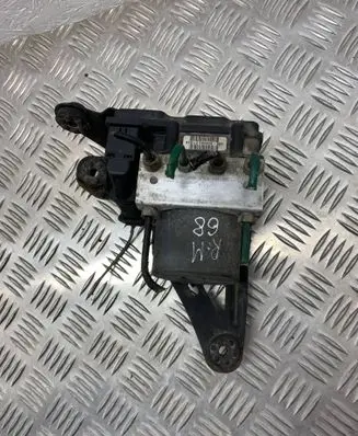Renault Megane II ABS Pump 0265231300 8200038695