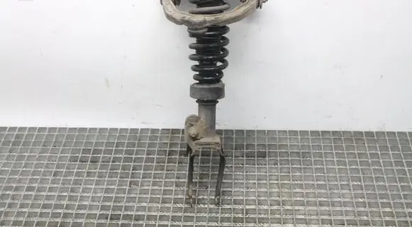 Volkswagen Touareg I Front shock absorber/damper 7L6412021N