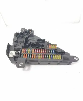 BMW 5 E60 E61 Fuse module 690661901