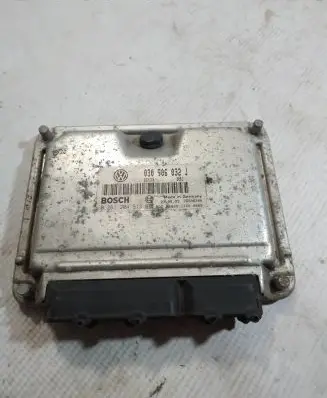 Volkswagen Polo III 6N 6N2 6NF Engine control unit/module ECU 030906032J 0261204913 26SA6206