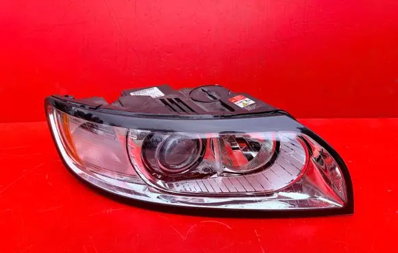 Volvo S40 Headlight/headlamp 32206140