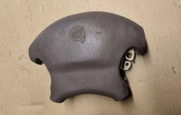 Chrysler LHS Steering wheel airbag TAXDM0479W0062 P0MF50WX9AE