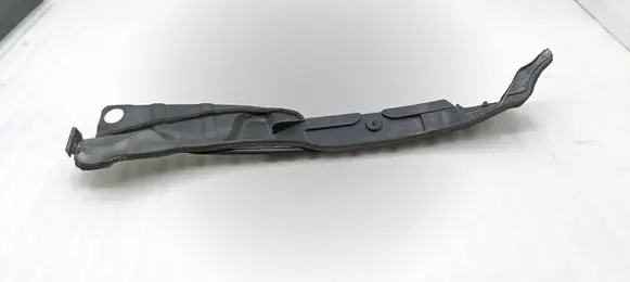 Toyota Avensis T250 Fender end trim 5386605021