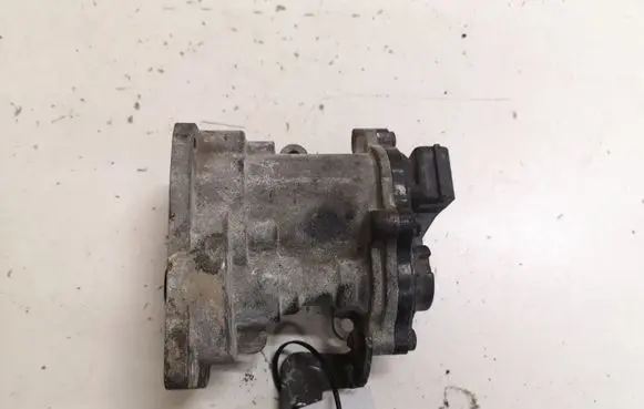 Ford Focus EGR valve 212000058A