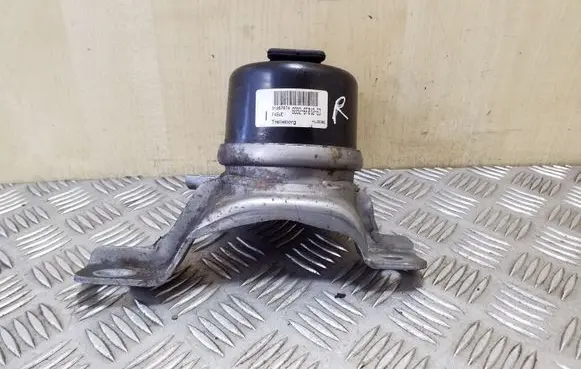 Volvo XC60 Engine mount bracket 6G926F012ED 31257674