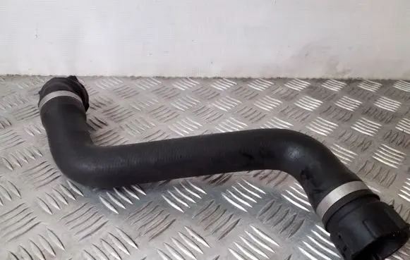 BMW 5 F10 F11 Engine coolant pipe/hose