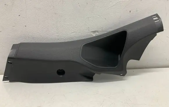 Ford Focus (C) pillar trim BM51A31017E R7WMW