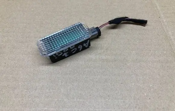 Seat Leon (5F) Other interior light 4E0947415