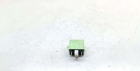 BMW 5 F10 F11 Other relay 8373700 61368373700