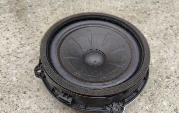 KIA Stinger Rear door speaker 96330J5200