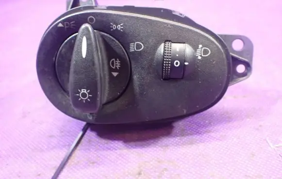 Ford Focus Light switch 98AG13A024CH