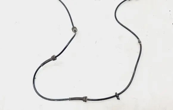 Nissan Note (E11) ABS brake wheel speed sensor 0265007537