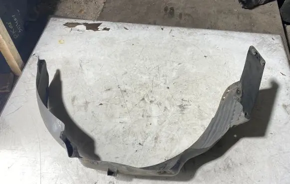 Audi TT Mk1 Front wheel arch liner splash guards