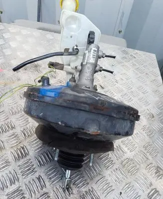 Peugeot 207 Brake booster 9682338280