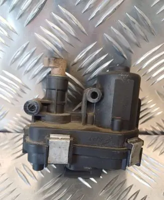 Opel Insignia A Throttle valve 6T00E1G1J