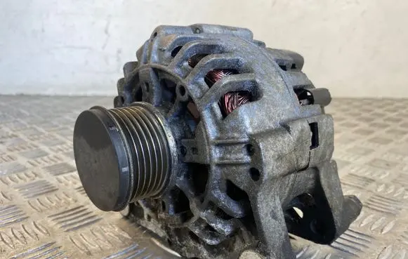 Fiat Scudo Generator/alternator 9655296080 TG9B044 2543522B